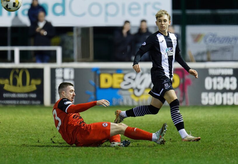 Dylan Ross play for Elgin City v Clyde at Borough Briggs in December. Image: Bob Crombie.