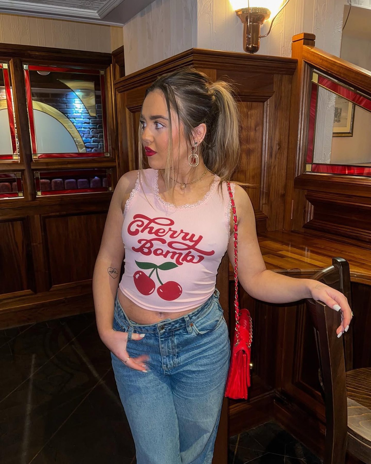 Aberdeenshire influencer Isla turns struggles into strength