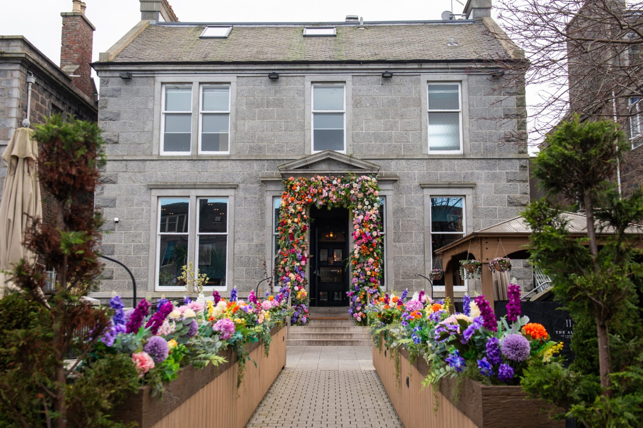 Review: Is Aberdeen's west end spot The Albyn worth a visit?