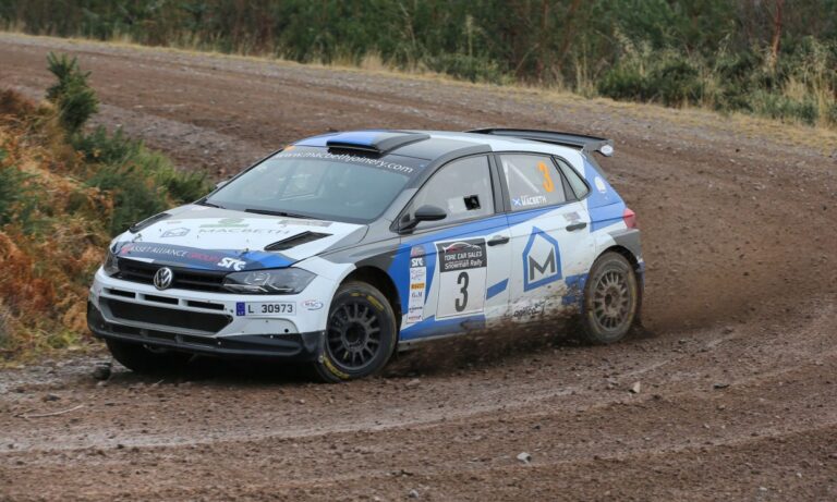 Snowman Rally: Scott Macbeth celebrates home win