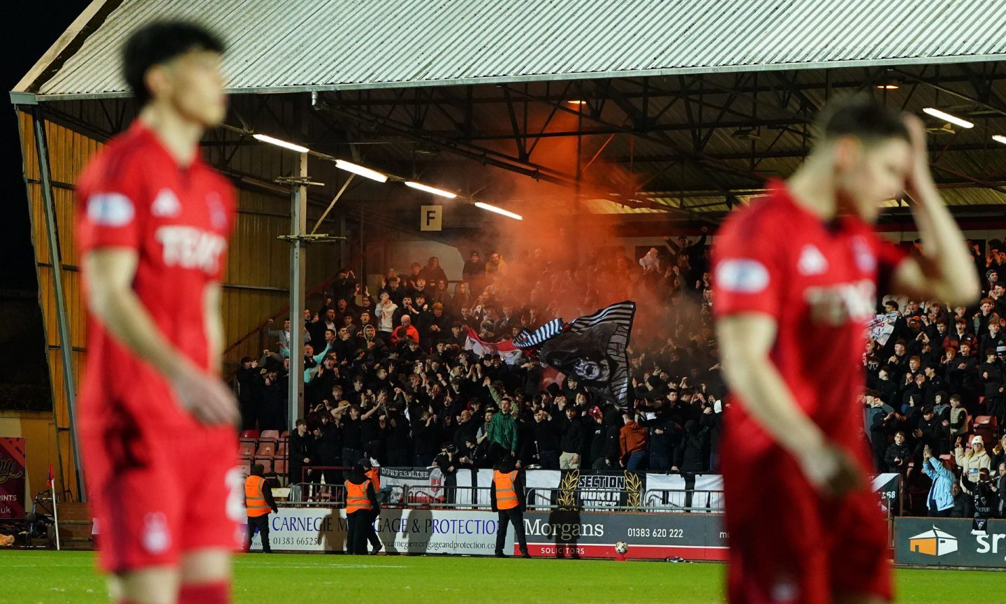 Captain Graeme Shinnie issues stark ultimatum to ‘disgraceful and embarrassing’ Aberdeen