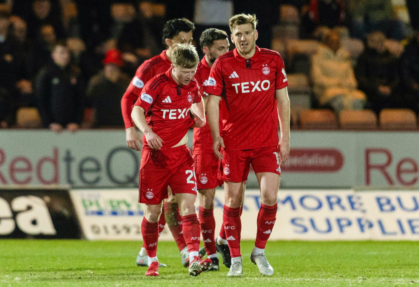 Aberdeen's Lyall Cameron (L) and Stuart Armstrong look dejected during the Scottish Cup quarter-final at Dunfermline Athletic.
