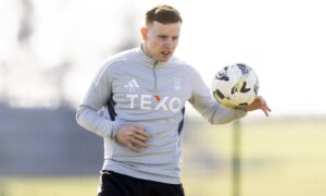 Aberdeen defender Gavin Molloy on his aim for another ‘electric’ victory against Rangers and how Stephen Robinson is making the Dons hard to beat