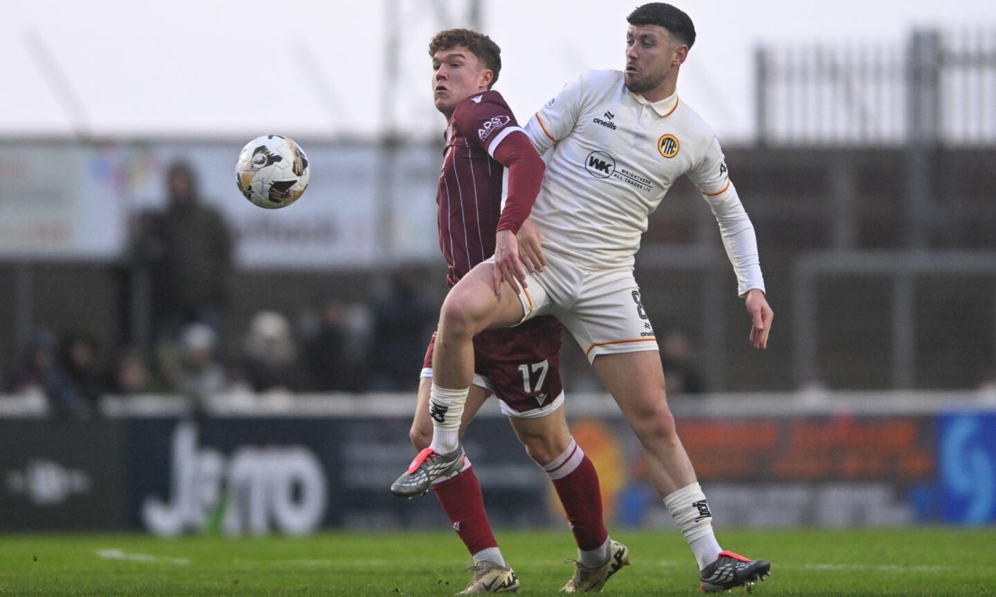 Aberdeen midfielder Findlay Marshall given pre-season first team challenge by boss Stephen Robinson