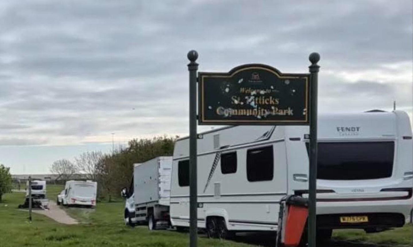 Toilets delivered to St Fittick’s Park after traveller camp arrival