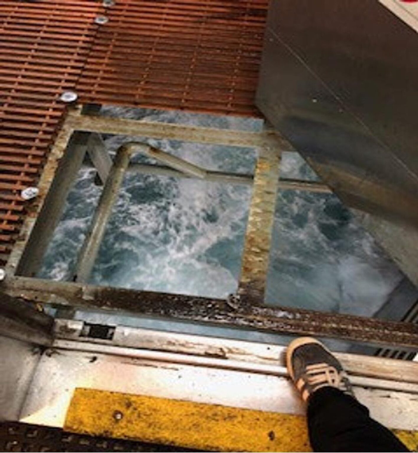 North Sea oil rig death leads to £287,000 fine for contractor