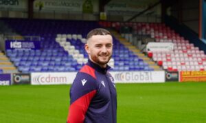 Ross County confirm signing of defender as he exits their League One rivals