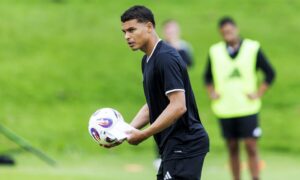 Revealed: The former Aberdeen player training with Brazilian legend Thiago Silva