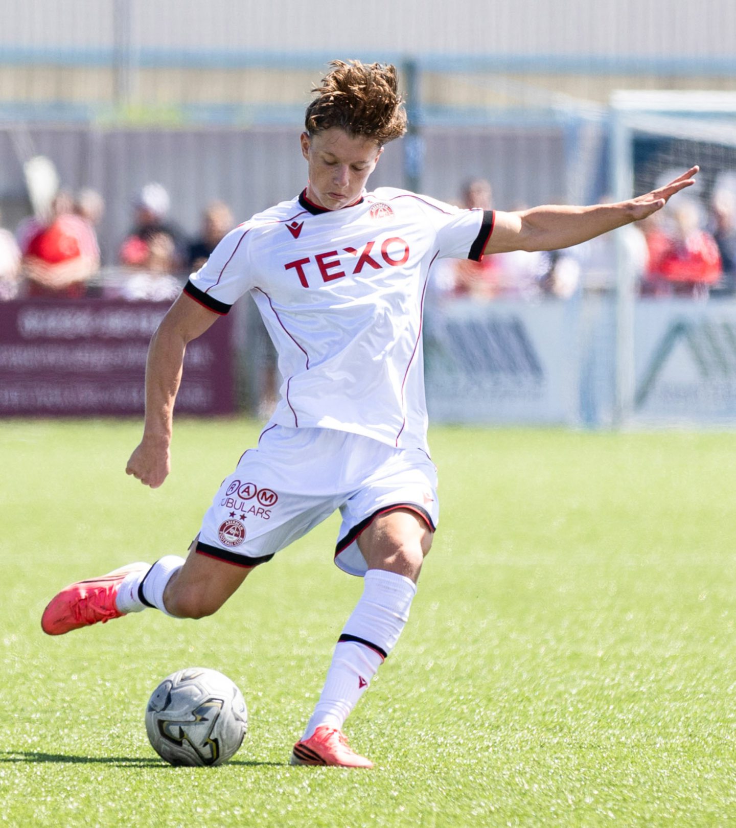 Aberdeen right-back Dylan Lobban. Image: SNS