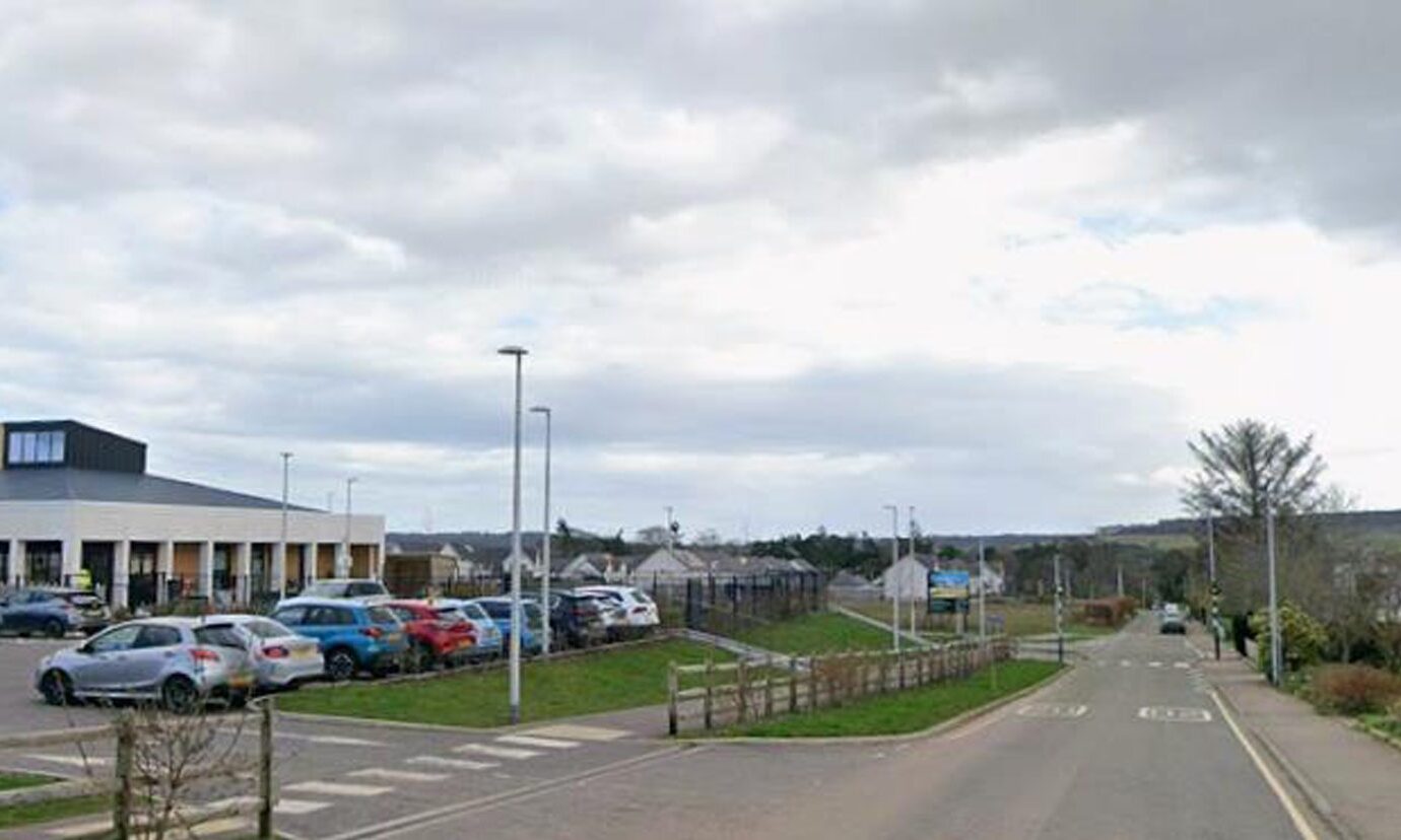 Warning issued after child bitten by dog near Milltimber school