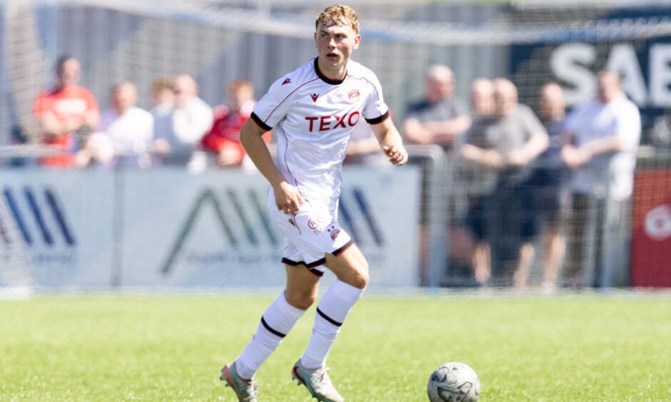 Aberdeen's Jamie Mercer in action during a pre-season friendly against Cove Rangers at the Balmoral Stadium, on June 27, 2026. Image: SNS.
