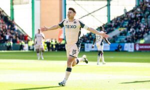 Sean Wallace: Aberdeen striker Kevin Nisbet should be in the Scotland squad