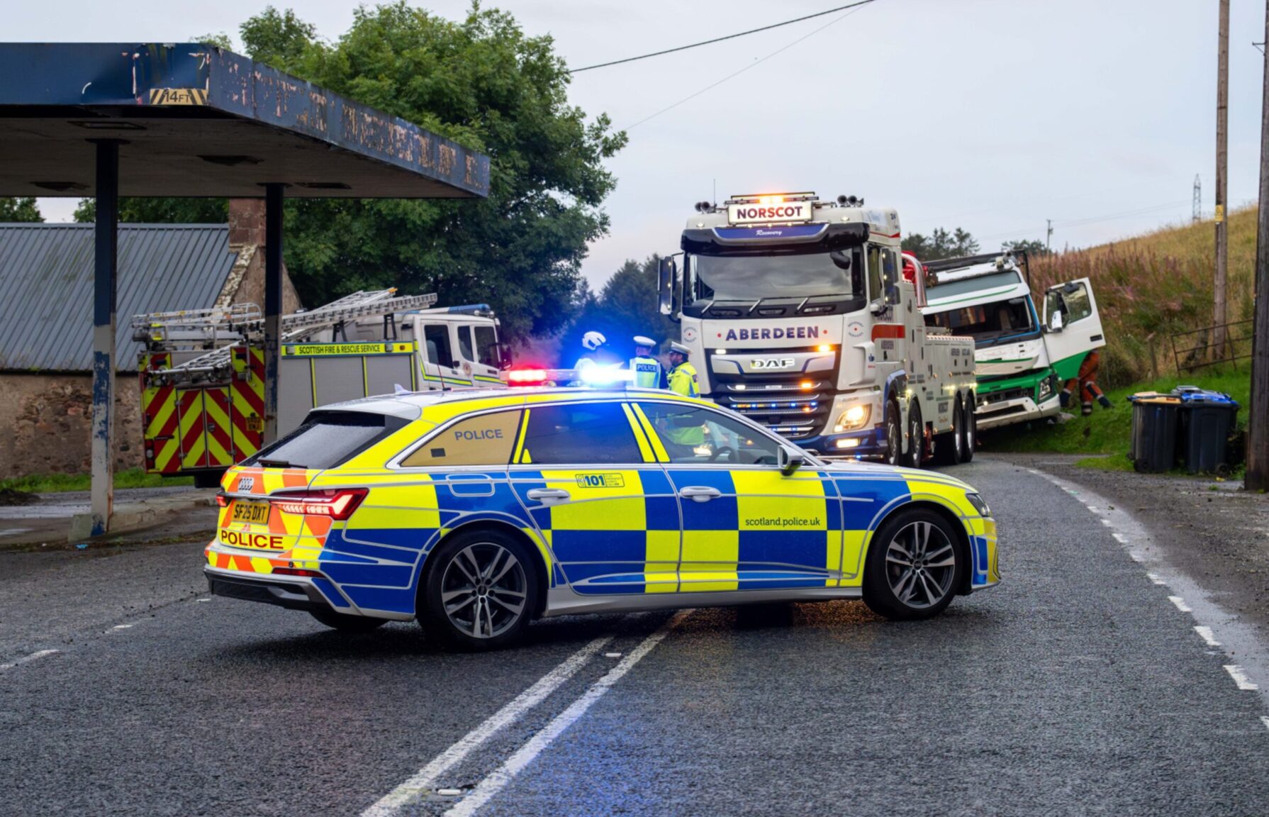 36-year-old man dead after A947 crash near Fyvie
