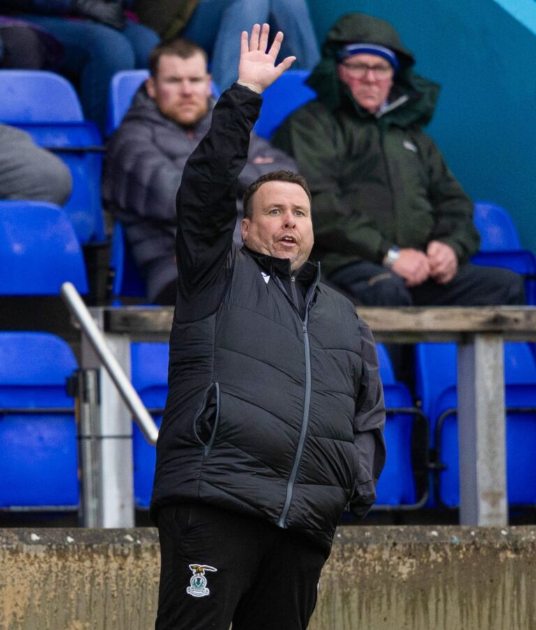 Caley Thistle beat Championship leaders Stenhousemuir - report