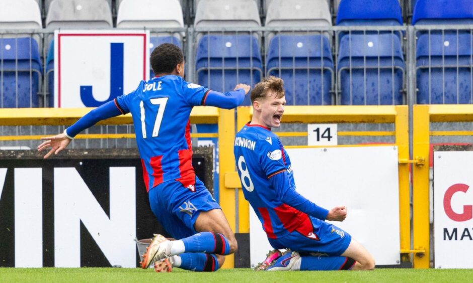 Inverness beats Championship leaders Stenhousemuir 2-0