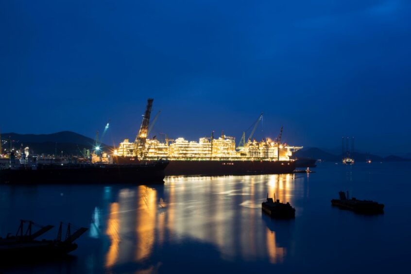 Shell floating LNG plant
