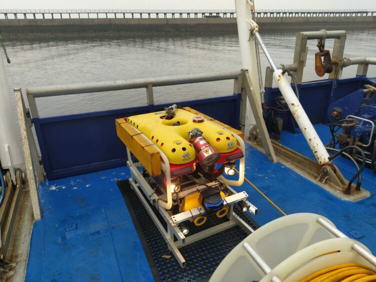 The customised autonomous ROV ready for deployment.