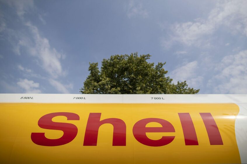 Shell wants to divest its share of the Masela project.