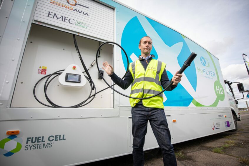 European Marine Energy Centre (Emec)'s mobile hydrogen refuelling solution.