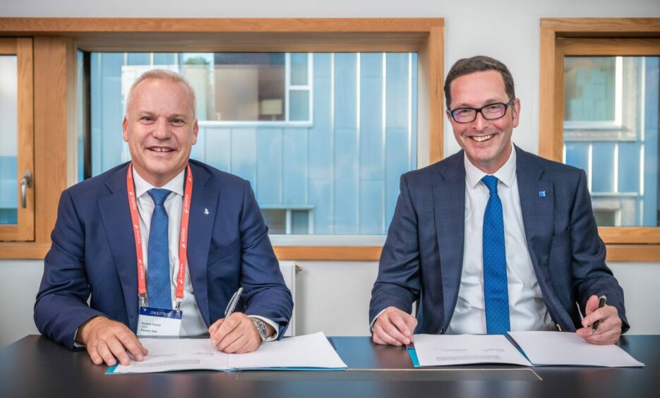 Left to right: Chief executive and President of Equinor Anders Opedal and Wintershall Dea chief executive Mario Mehren