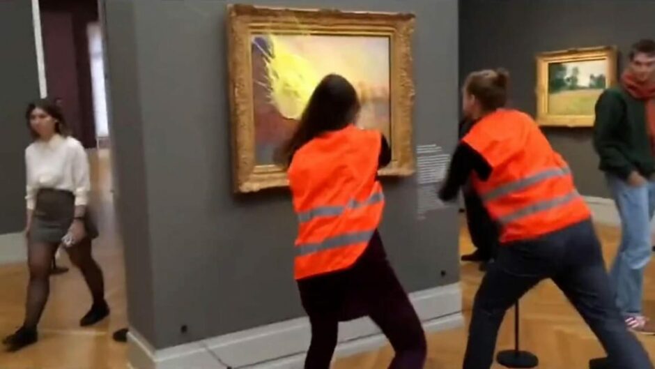 Activists Monet