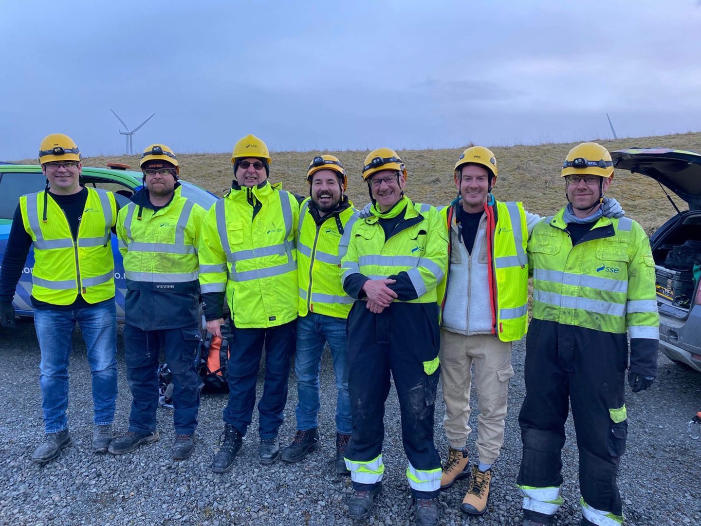 martin-compston-visits-scottish-wind-farm-for-tv-series