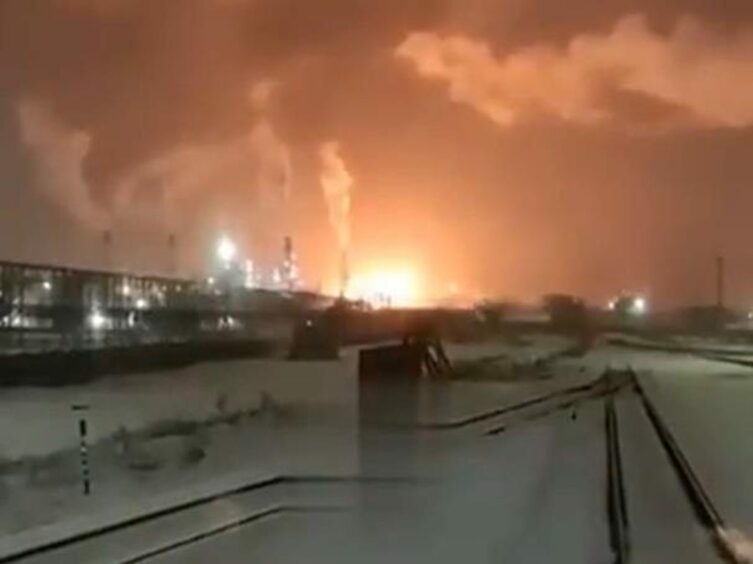 Russia refinery Explosion