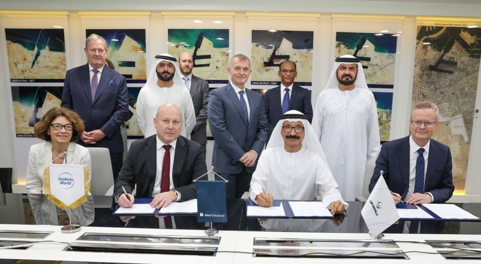 Representatives of Aker Solutions, DP World and Altera Infrastructure sign off on contracts for Knarr FPSO upgrading work.