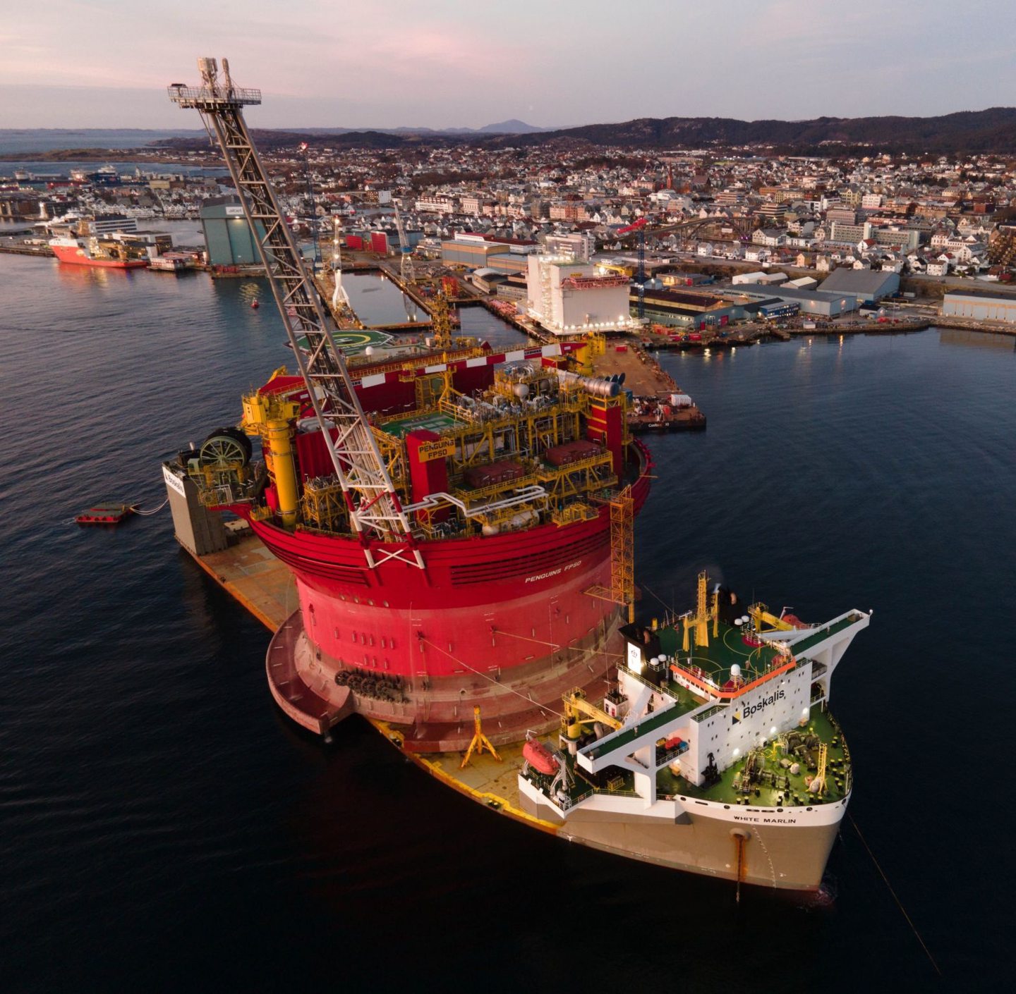 Shell Penguins FPSO expected in 2024, Jackdaw awaits challenge
