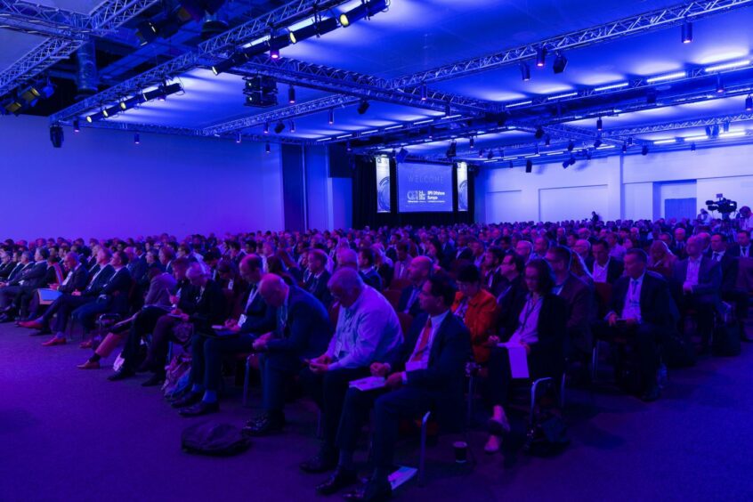 Delegates at Offshore Europe 2019.
