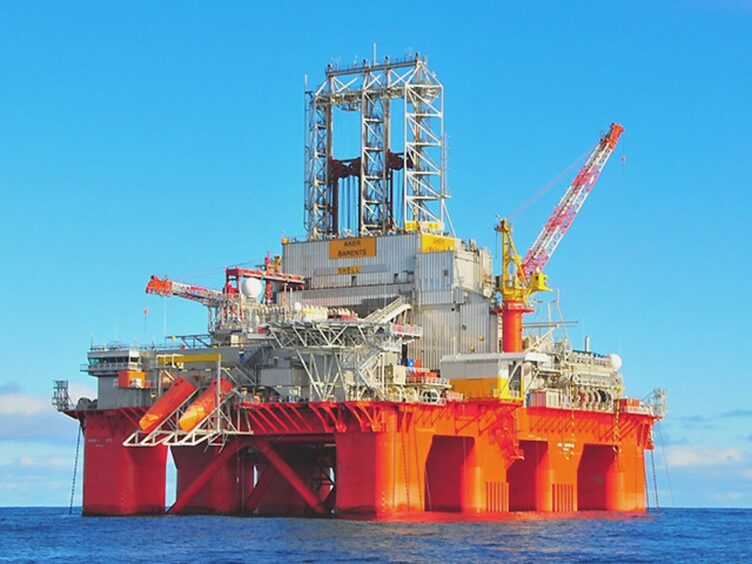 well slot north sea drilling