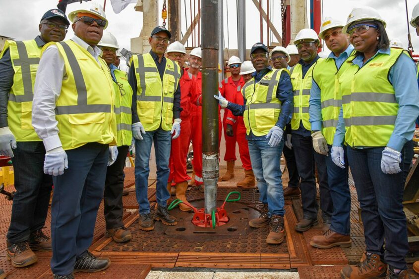 A delegation visits the Tobias-13 well site, where Sonangol has returned to the onshore for the first time since 1996