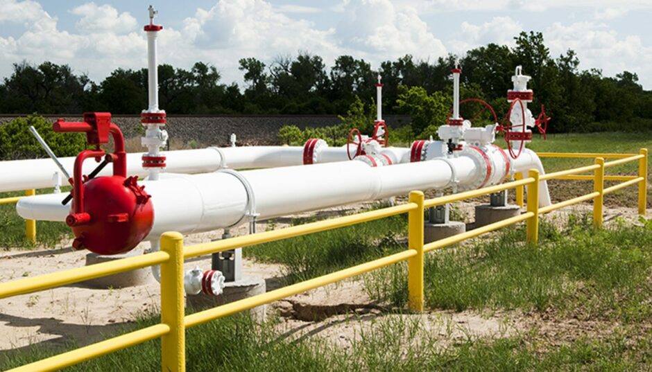 Using natural gas pipelines can facilitate transitioning to a hydrogen-based energy economy. Mathematical modelling by Los Alamos National Laboratory demonstrates the effectiveness of blending hydrogen with natural gas.