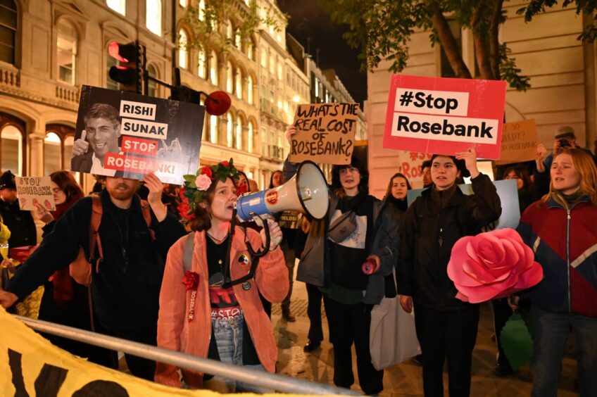 Greta Thunberg joins Fossil Free London to protest at Lord Mayor's banquet. Guildhall.