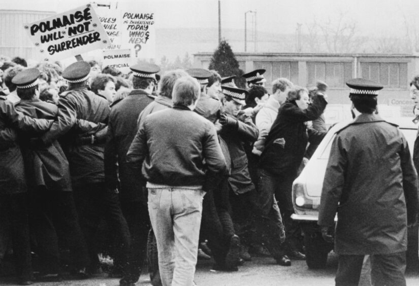 Miners striking in scolantd during the 1980s
