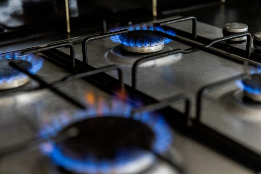 Ofgem has confirmed that that it will lower the price cap for domestic energy bills by 7% from 1 July to 30 September 2024 compared to the previous quarter.