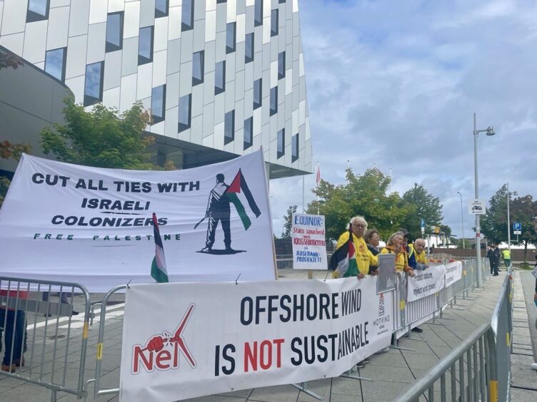 Protestors at ONS event in Stavanger