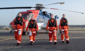 An all-female group of workers from Equinor, Aker Solutions and OEUK being flown out by CHC.