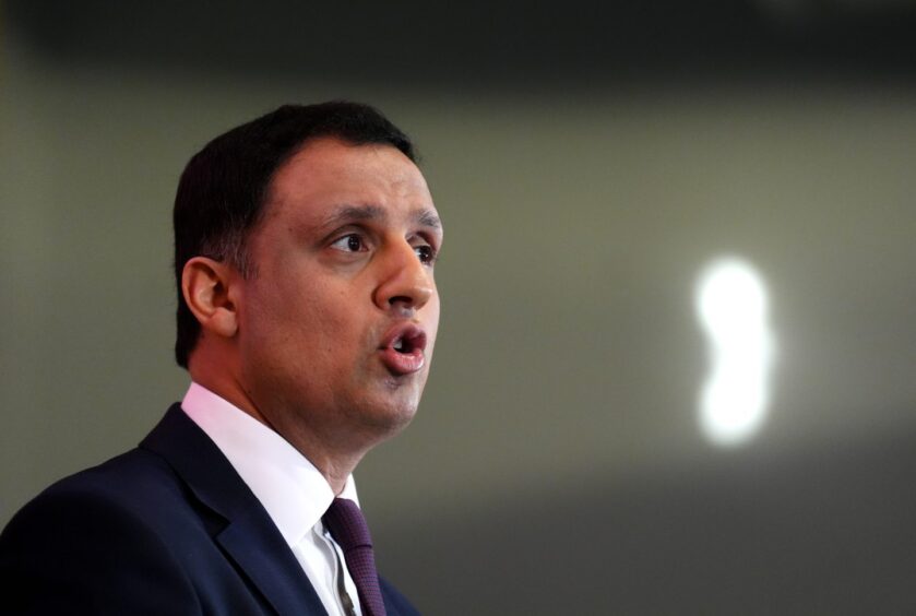 Scottish Labour leader Anas Sarwar delivers a speech at University of Glasgow on the need for a new political direction in Scotland. Image: Andrew Milligan/PA Wire