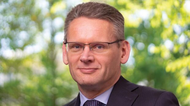 Former Shell executive set to lead UK's National Grid