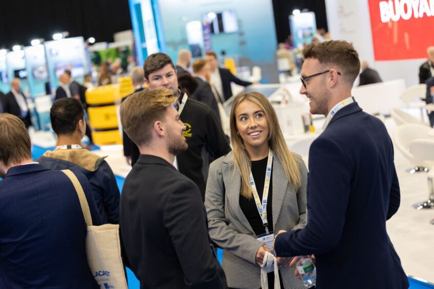 Attendees-at-Offshore-Europe