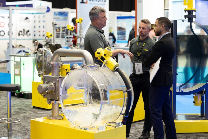 conference-attendees-chatting-at-offshore-europe