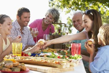 A family enjoying a picnic, things to do on a sunny day