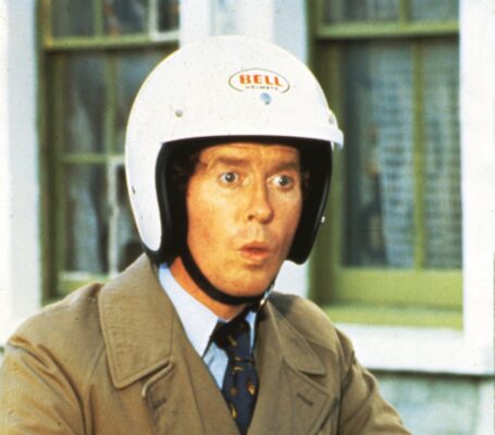 Michael Crawford as Frank Spencer in Some Mothers Do 'Ave 'Em.