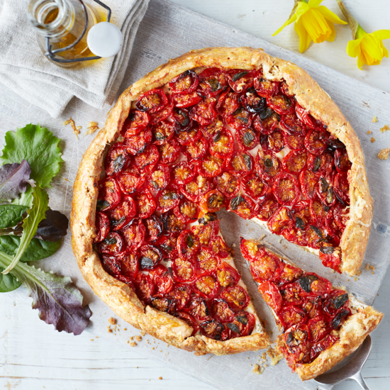 Piccolo and oregano galette