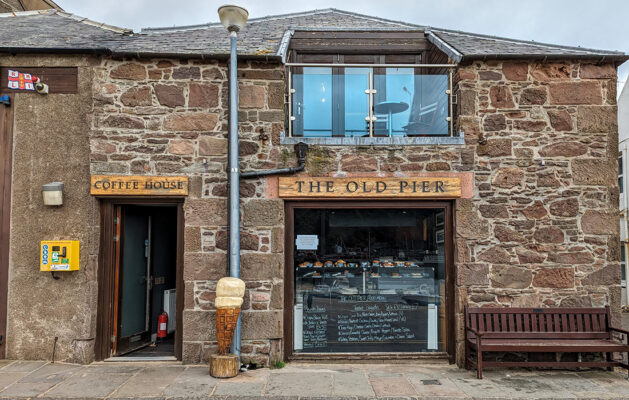 The Old Pier Cafe at Stonehaven harbour