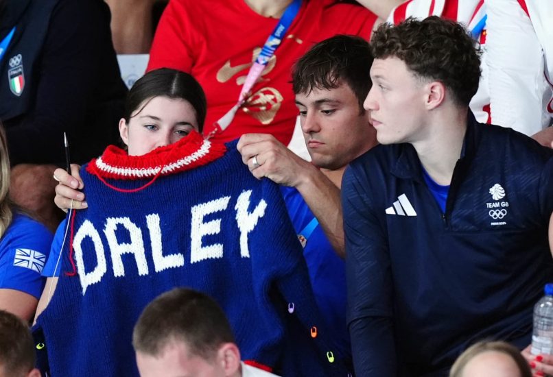 Tom Daley Is Once Again Knitting At The Olympics