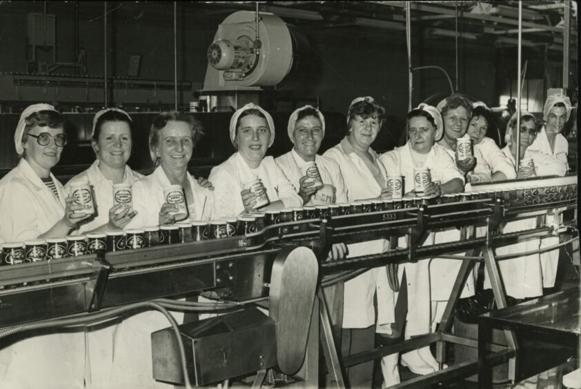 Keiller marmalade production line staff pictured in 1981. Image: DC Thomson.