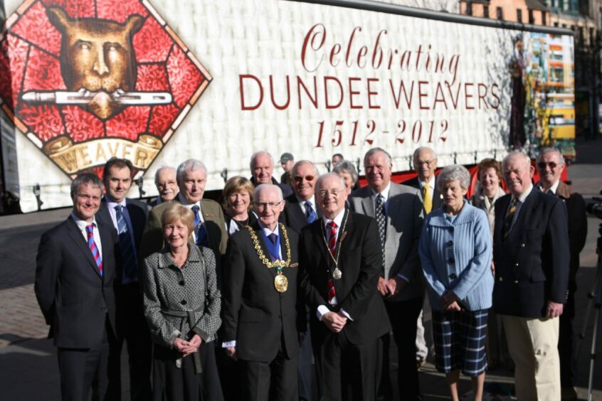 PS Ridgway used its livery to celebrate 500 years of the Dundee Weavers.