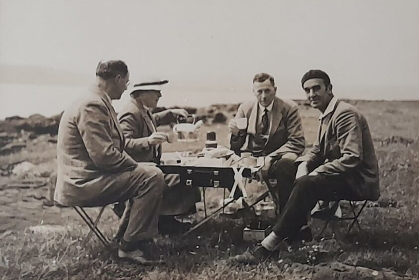 Milne shares a picnic with Alan's grandparents in the 1930s.